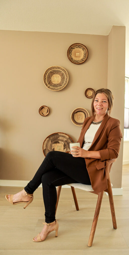 Interieurontwerper Sylvia, founder van Studio Doable, gevestigd in Heerjansdam.